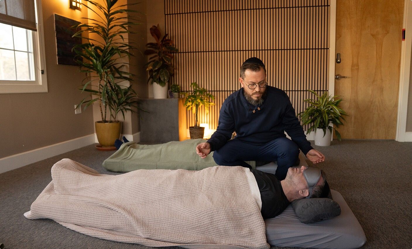Chaim guiding a breathwork session